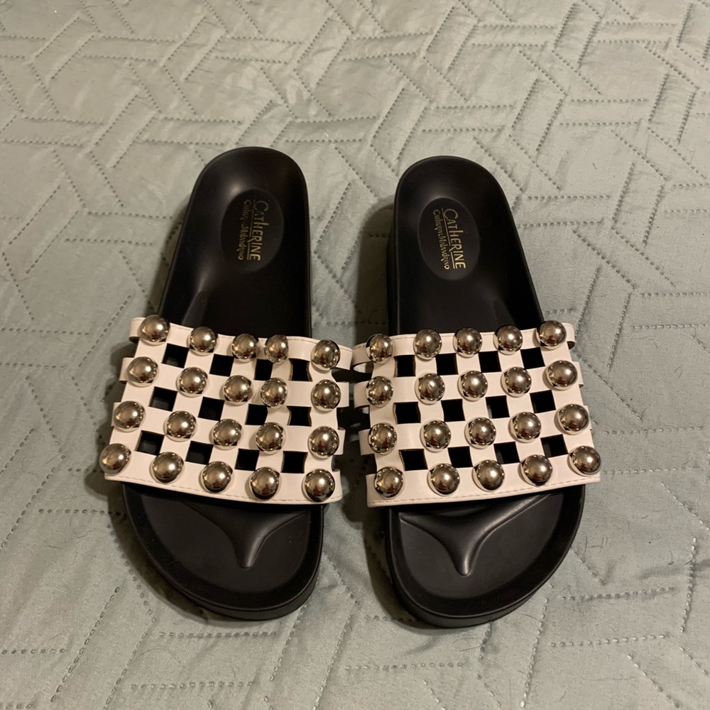 Catherine Malandrino Caged Slides
